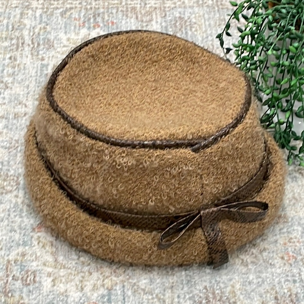 Vintage hat